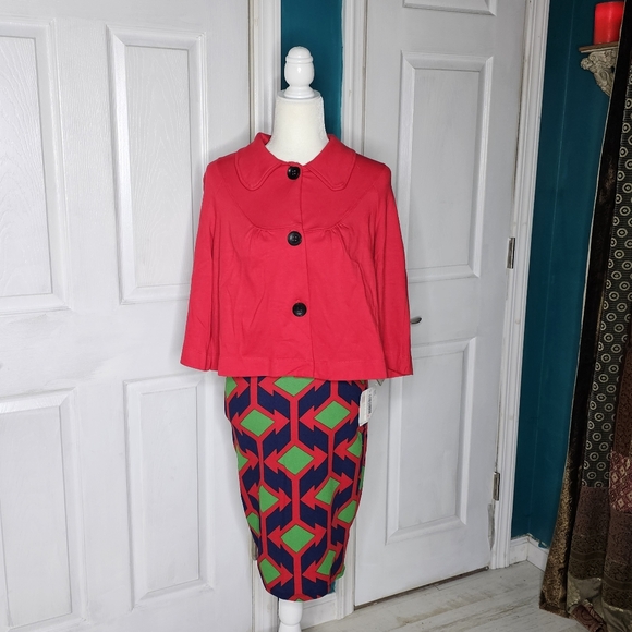 Festive Lularoe Cassie Skirt Small Red Green navy NWT - Picture 3 of 14